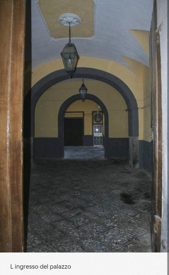 Piccola Maison Nel Centro Di Napoli Extérieur photo